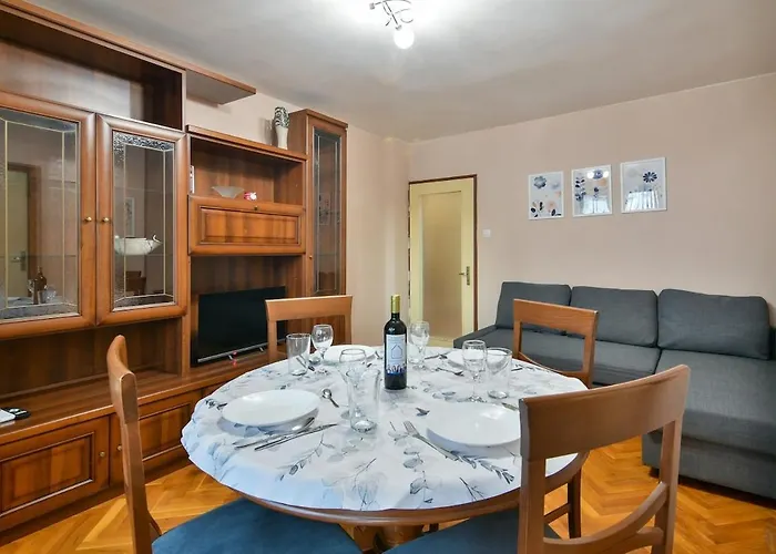 3br Vintage Sea Garden Spirit Varna